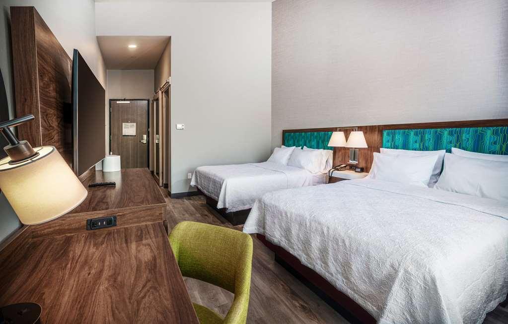 Hotel Hampton March Air Force Base, Ca 3*